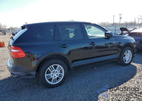 2010 Porsche Cayenne z USA, uszkodzony, nr VIN WP1AA2AP2ALA12030